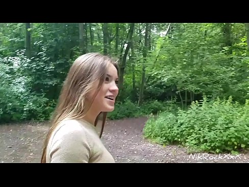 ❤️ Mhol mé d'Evelina go ndéanaimid fuck in áit phoiblí! Dúirt sí go raibh. Ansin fucked mé léi sa asal agus cum ina bhéal. Ansin pissed sí í féin. ❤❌  Porn crua  linn ❤